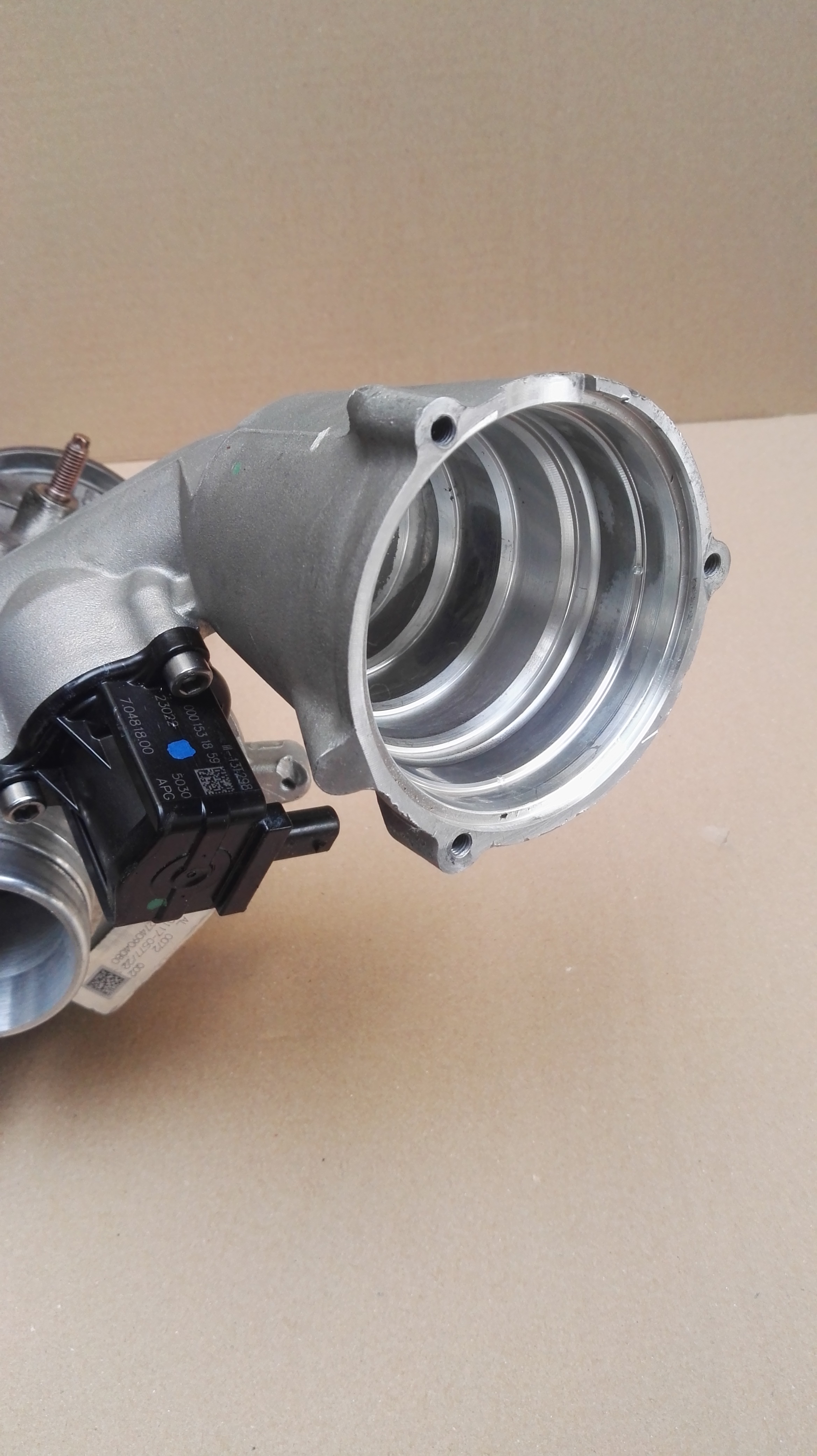 M271 M274 Turbo Upgrade Mercedes C300 W205 Hybrid Turbo Infiniti Q50